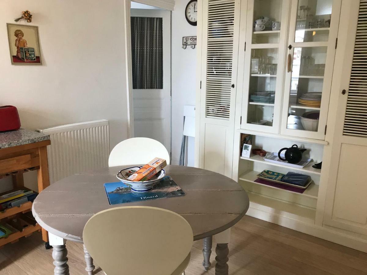 דינאר Villa Castelet מראה חיצוני תמונה